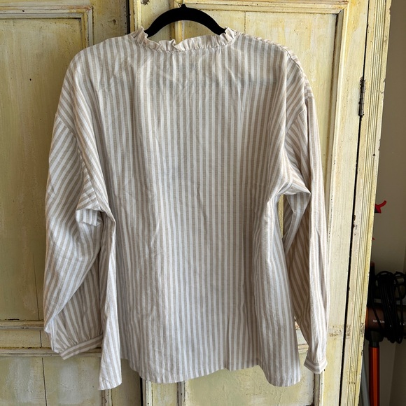 Vintage Ruffle Collared Striped Button Up Shirt - Picture 4 of 5